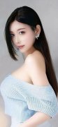 红酒木头塞子顶进去了
